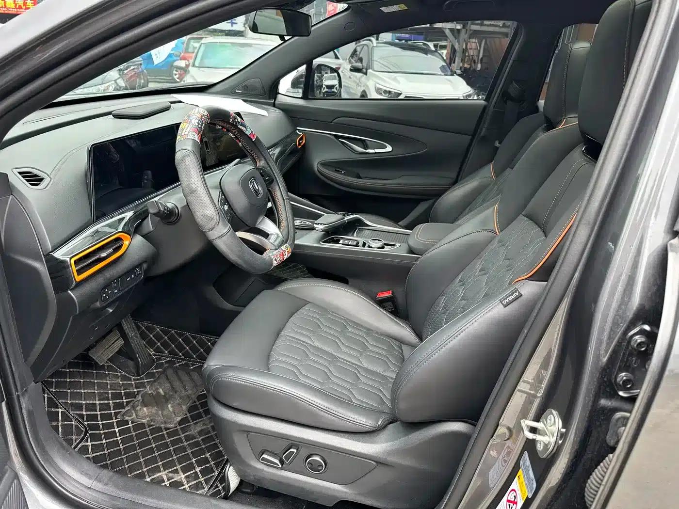 Changan UNI-T 2022 1.5T Flagship Edition — миниатюра 15