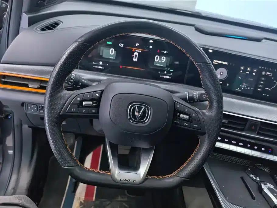 Changan UNI-T 2022 1.5T Sport Premium Edition — миниатюра 15