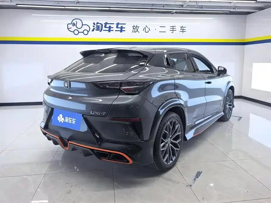 Changan UNI-T 2022 1.5T Sport Premium Edition — миниатюра 3
