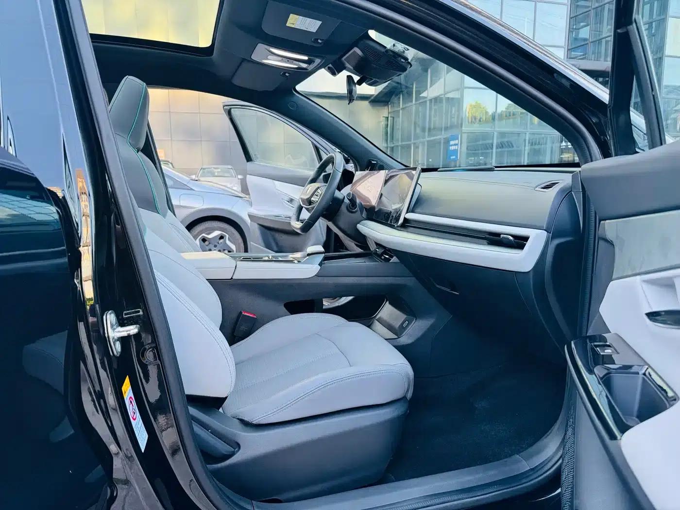 Changan UNI-T 2023 Second Generation 1.5T Premium Edition — миниатюра 7