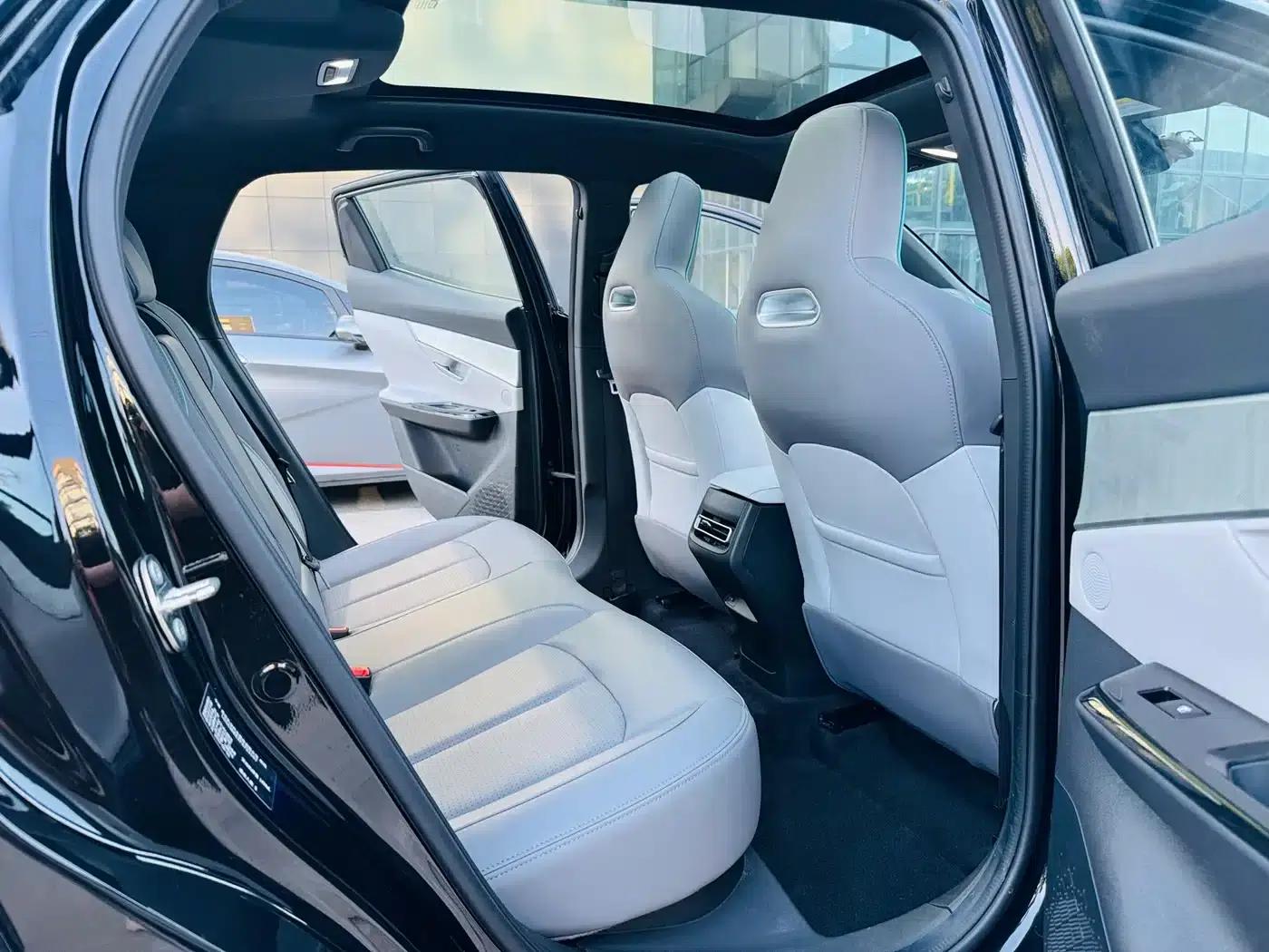 Changan UNI-T 2023 Second Generation 1.5T Premium Edition — миниатюра 8