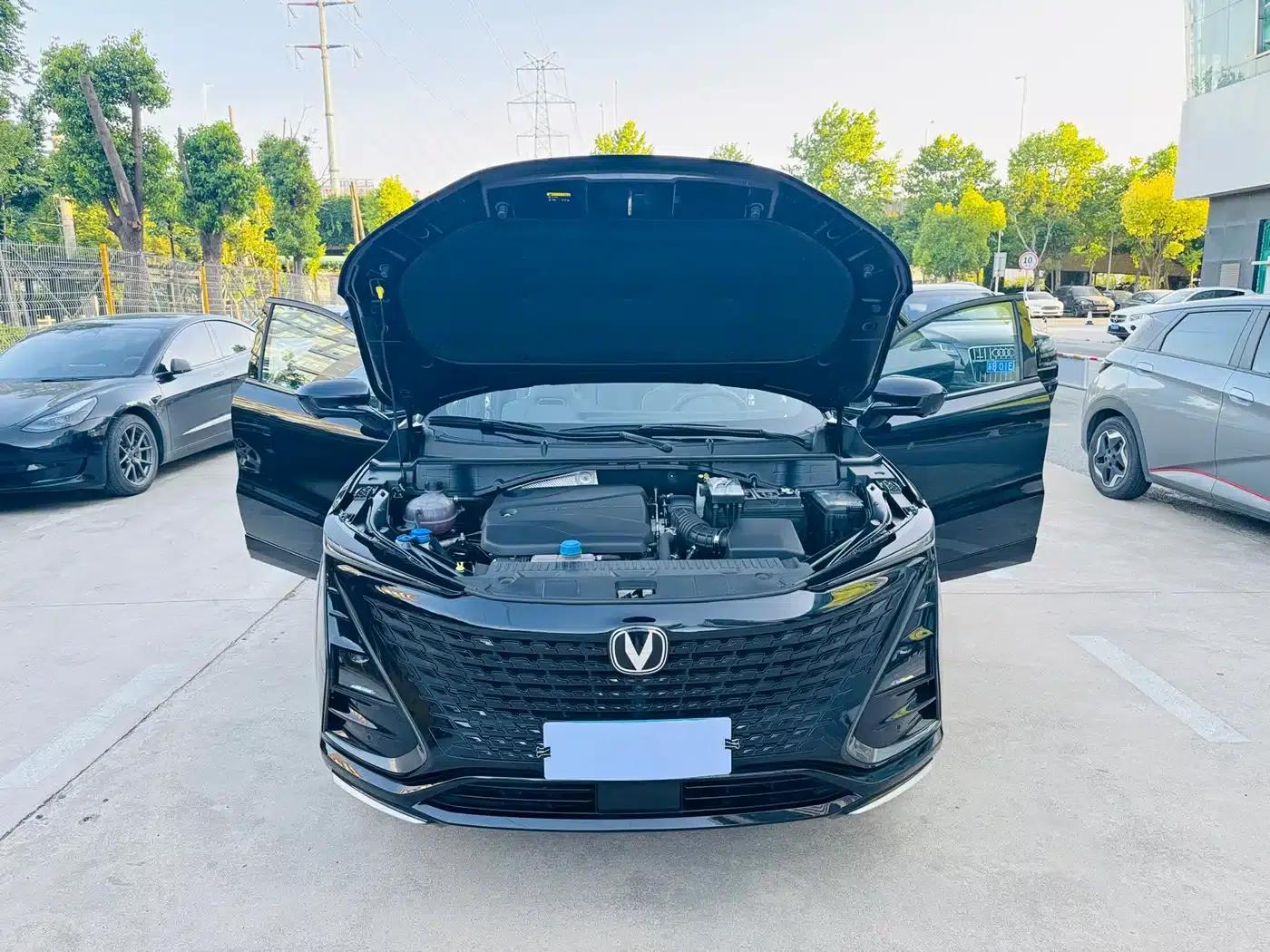 Changan UNI-T 2023 Second Generation 1.5T Premium Edition — миниатюра 10