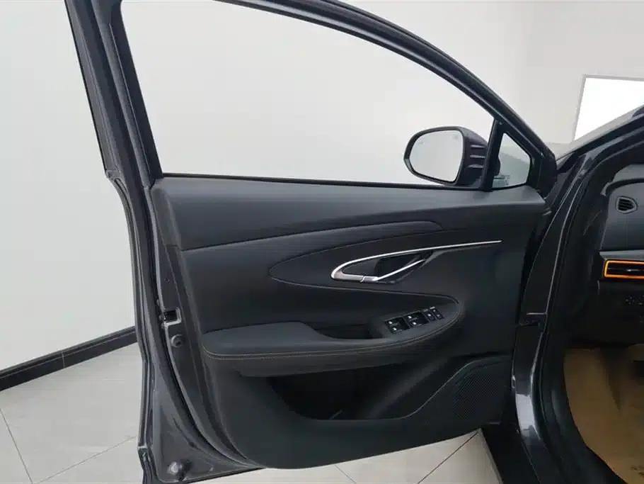 Changan UNI-T 2022 2.0T Premium Edition — миниатюра 7