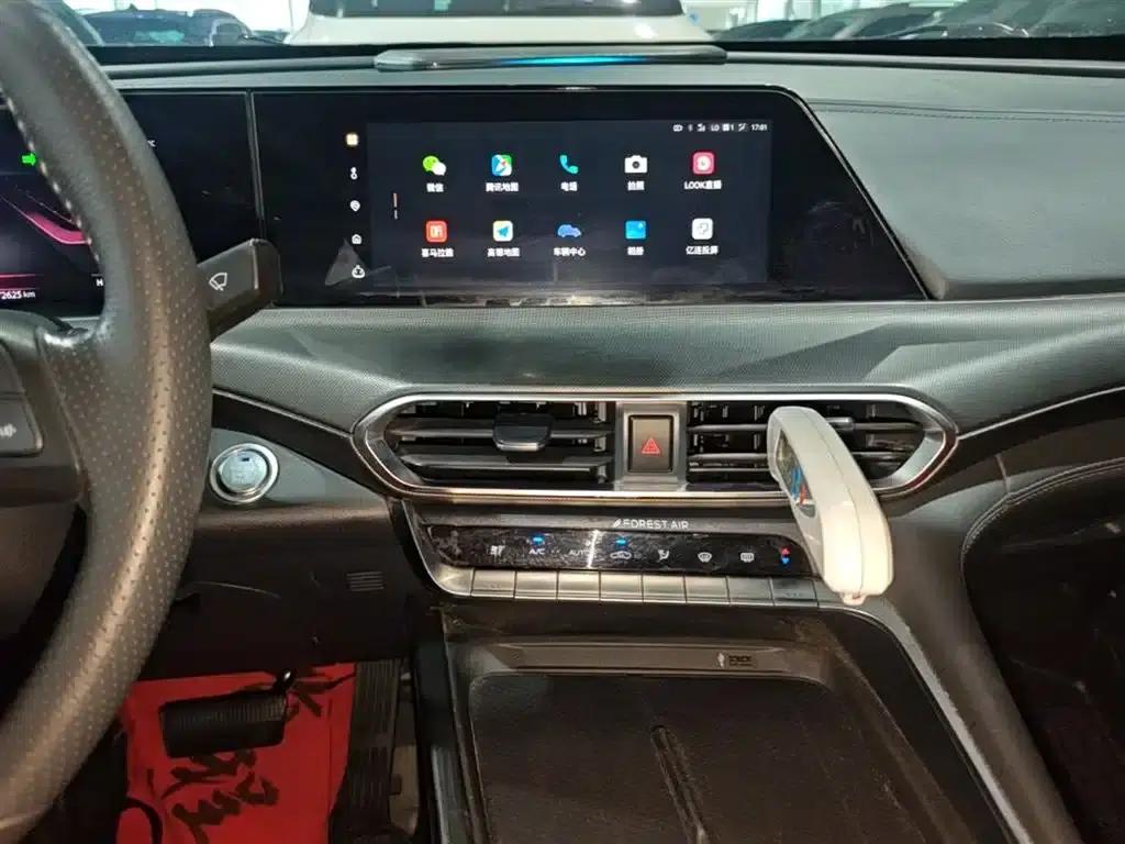 Changan UNI-T 2020 1.5T Premium Edition — миниатюра 13