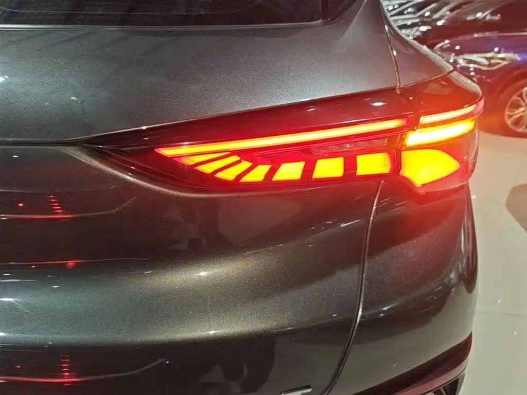 Changan UNI-T 2020 1.5T Premium Edition — миниатюра 8
