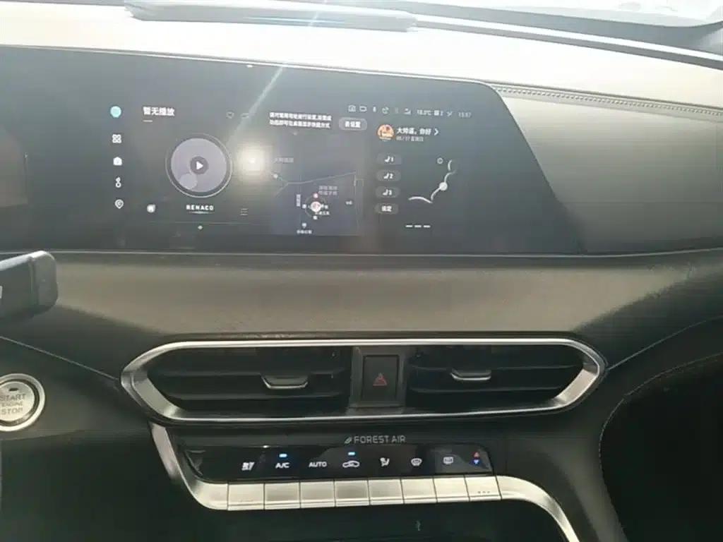 Changan UNI-T 2022 1.5T Premium Edition — миниатюра 13