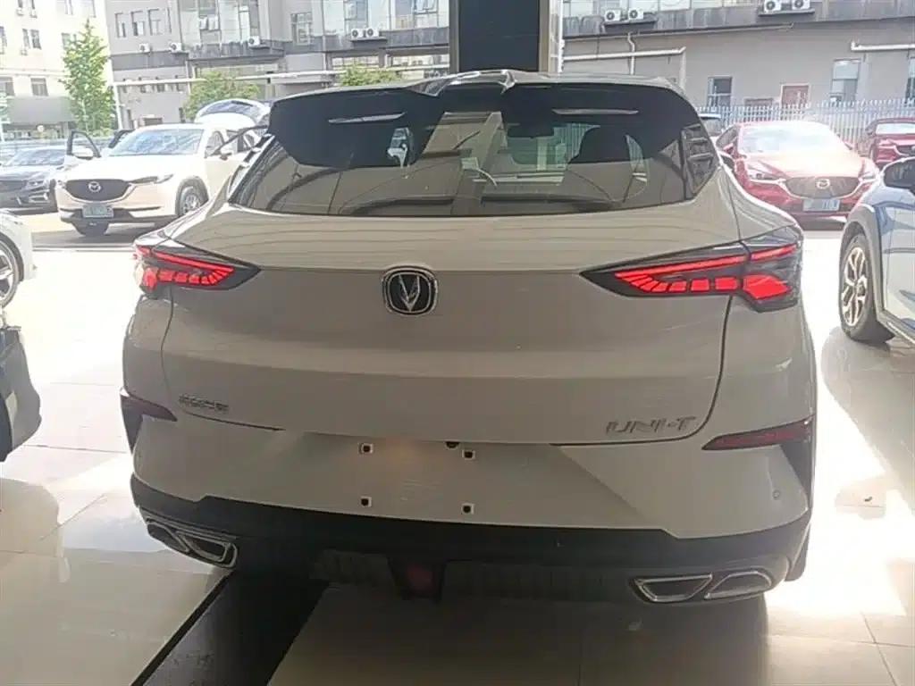 Changan UNI-T 2022 1.5T Premium Edition — миниатюра 6