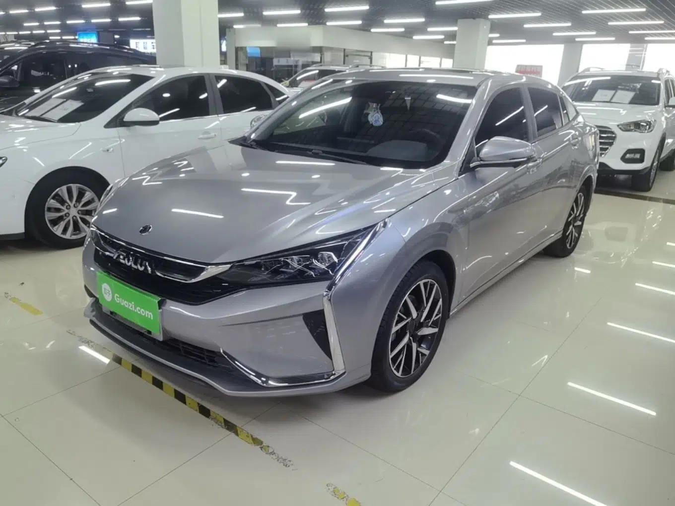 Dongfeng Aeolus Yixuan 2020 230T Automatic Cool Track Edition — миниатюра 1