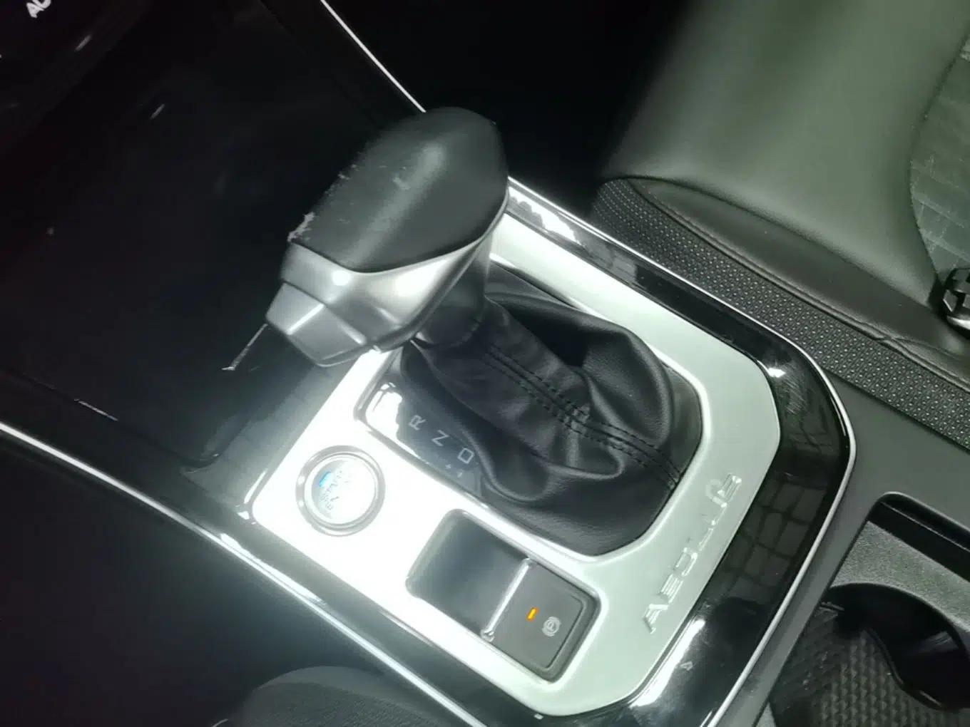 Dongfeng Aeolus Yixuan 2020 230T Automatic Cool Track Edition — миниатюра 17