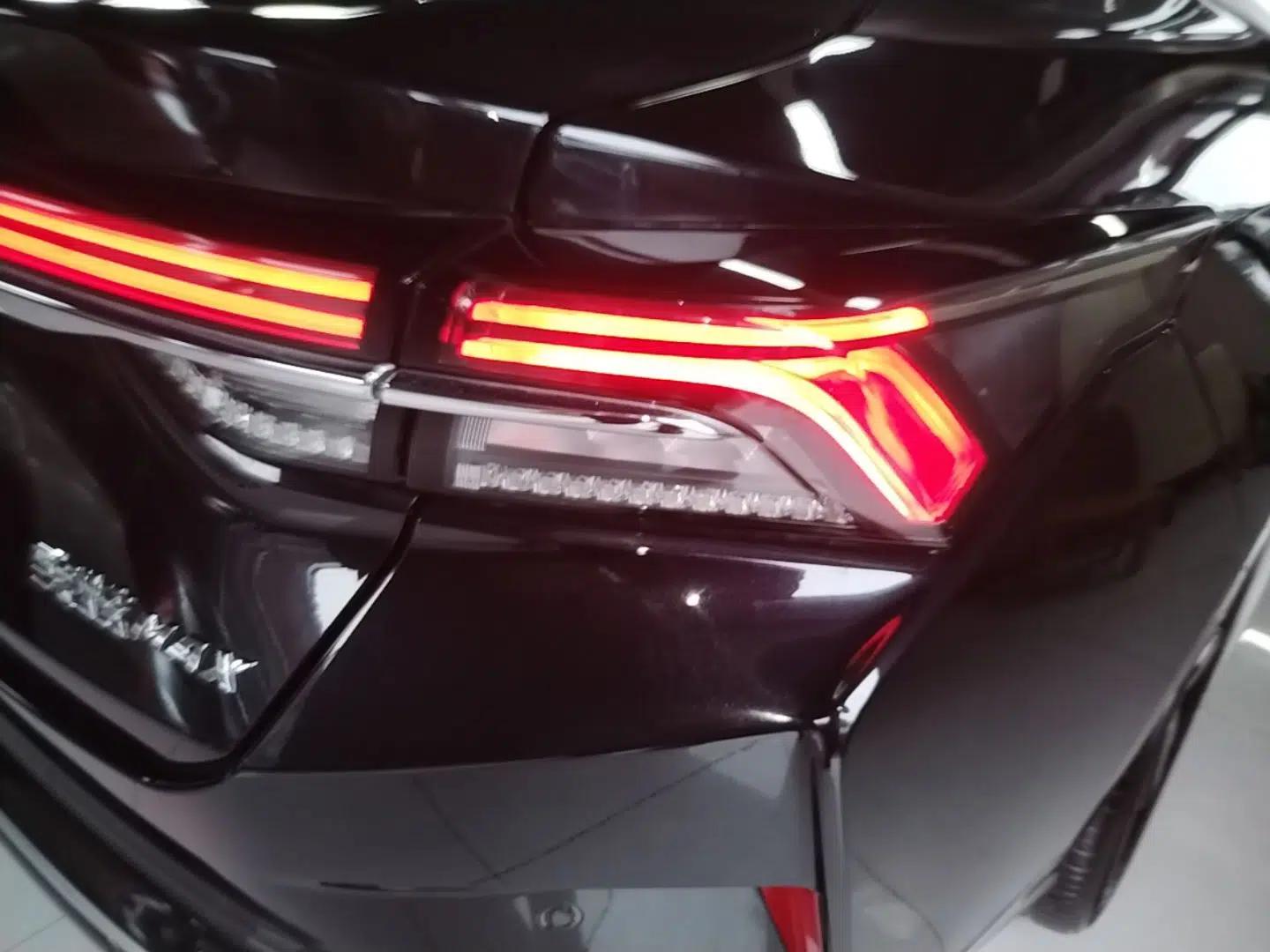 Dongfeng Aeolus Yixuan MAX 2024 1.5T Luxury Edition — миниатюра 7