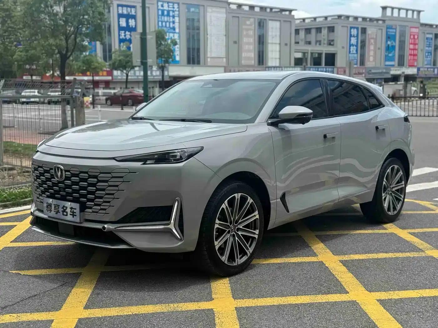 Changan UNI-K 2021 2.0T Premium Edition — миниатюра 1