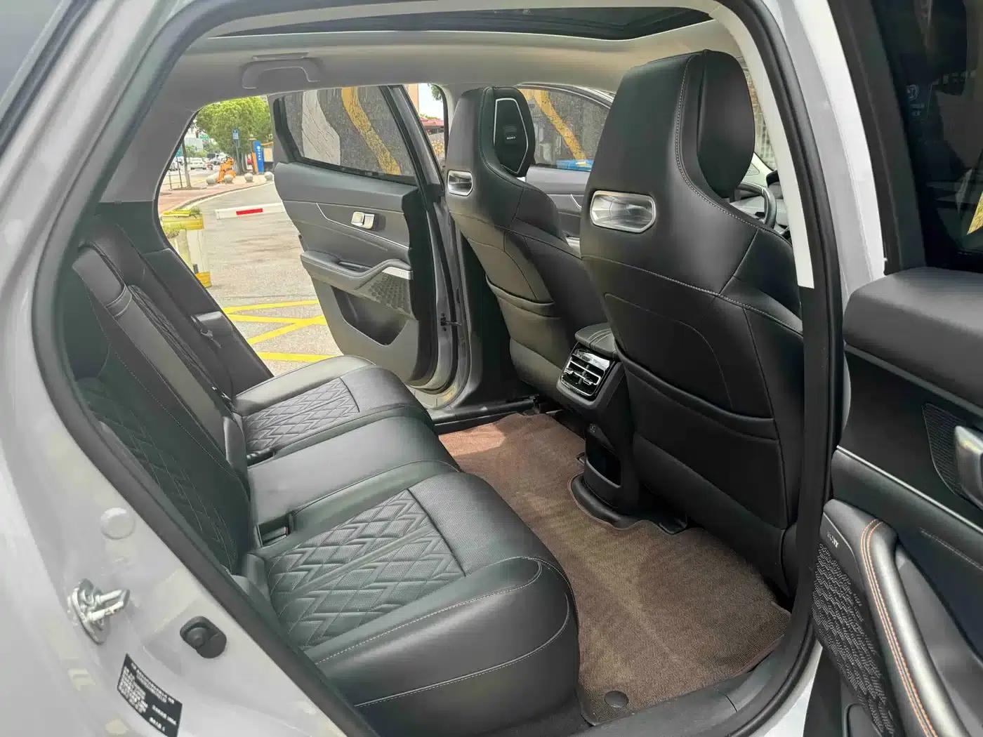 Changan UNI-K 2021 2.0T Premium Edition — миниатюра 6