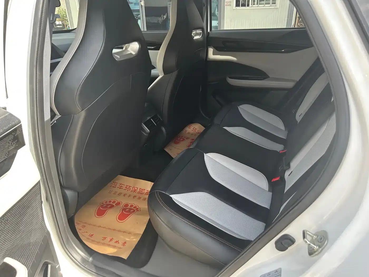 Changan UNI-V Smart Electric iDD 2024 Model Blue Whale Smart Electric iDD 136km Smart Cool Edition — миниатюра 9