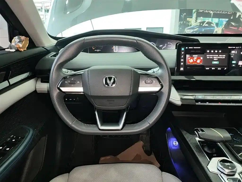 Changan UNI-V Smart Electric iDD 2023 Model, Smart Electric iDD 1.5T, 113km Smart Fun Edition (Fast Version) — миниатюра 11