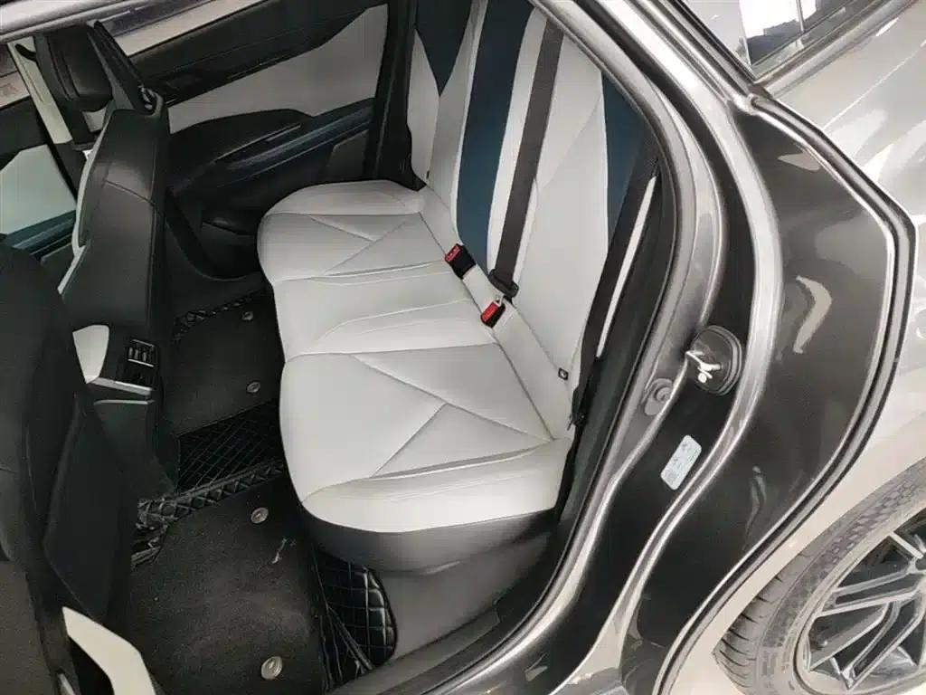 Changan UNI-V Smart Electric iDD 2023 Model, Smart Electric iDD 1.5T, 113km Smart Fun Edition (Fast Version) — миниатюра 17