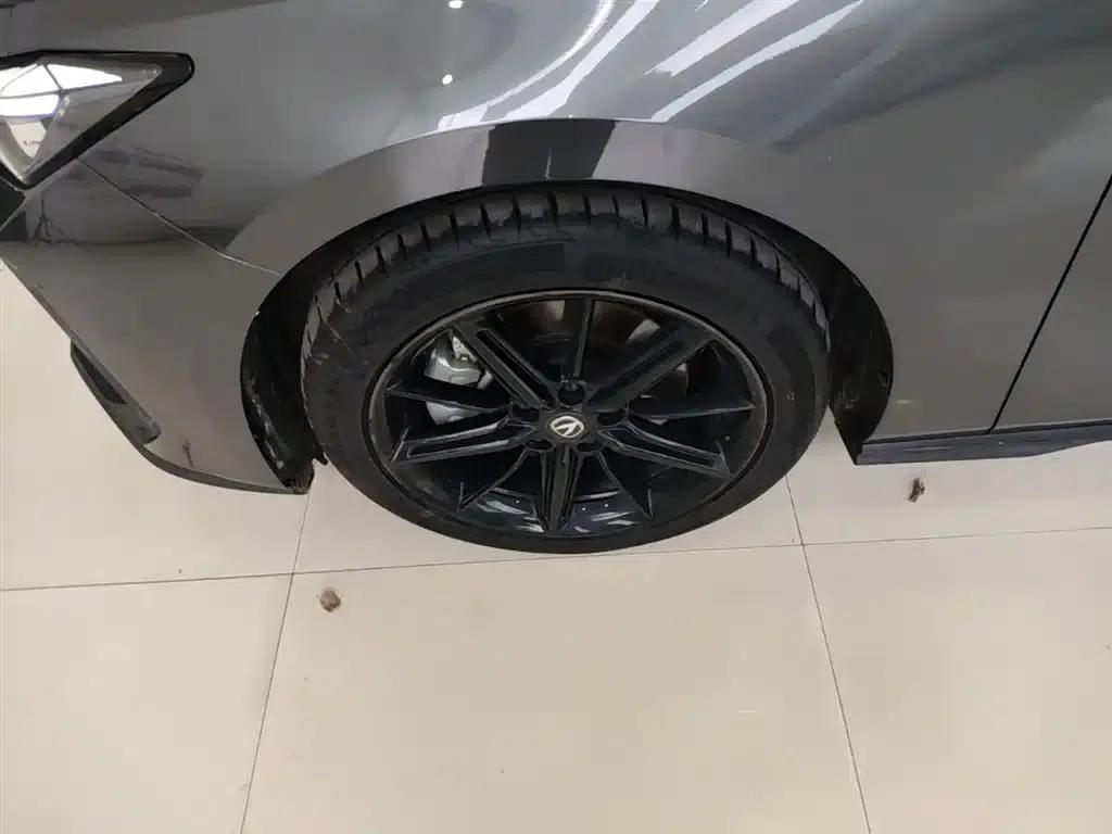 Changan UNI-V Smart Electric iDD 2023 Model, Smart Electric iDD 1.5T, 113km Smart Fun Edition (Fast Version) — миниатюра 23