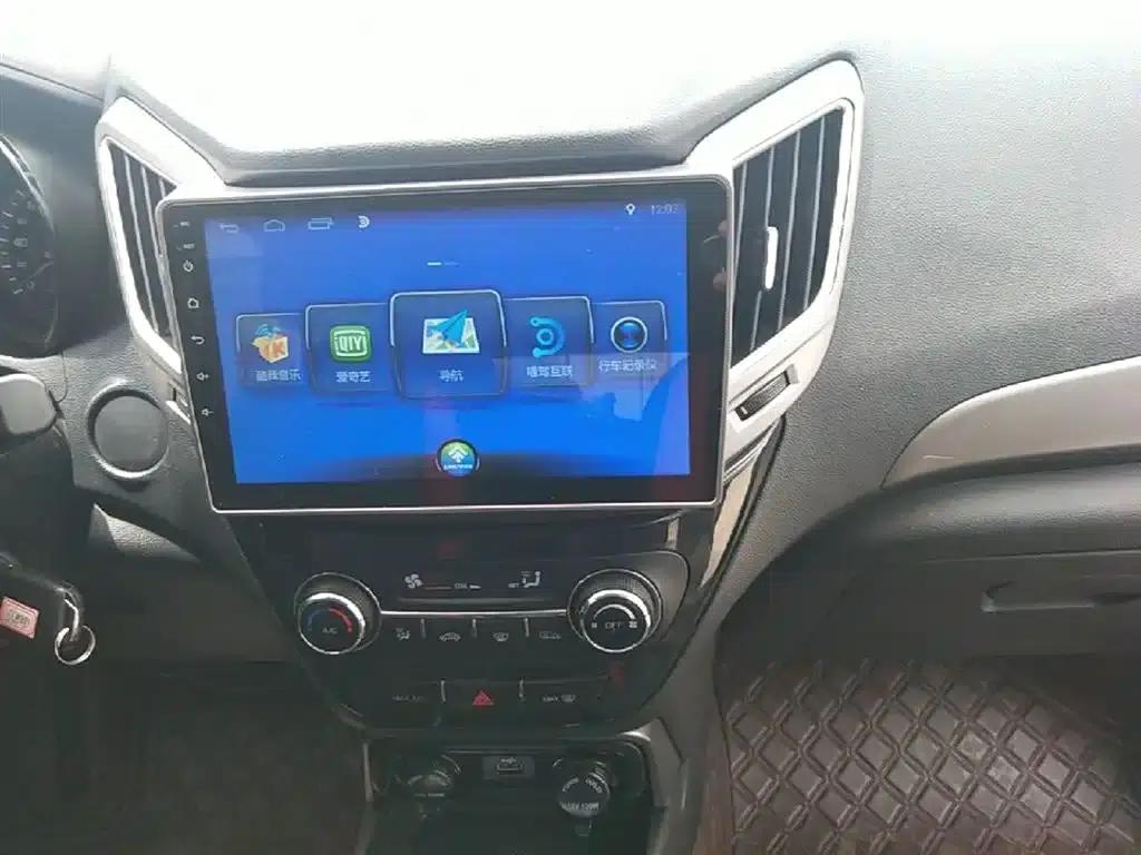 Changan CS15 2016 1.5L Automatic Fashion Edition — миниатюра 13