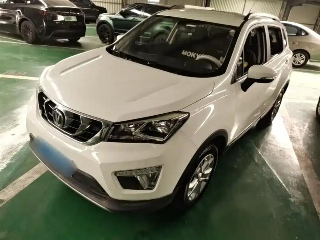 Changan CS15 2016 1.5L Automatic Fashion Edition — миниатюра 1