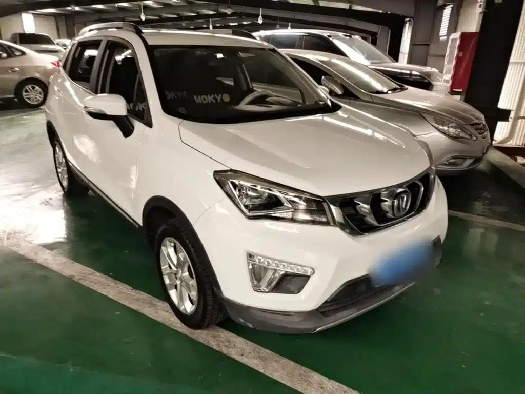 Changan CS15 2016 1.5L Automatic Fashion Edition — миниатюра 4