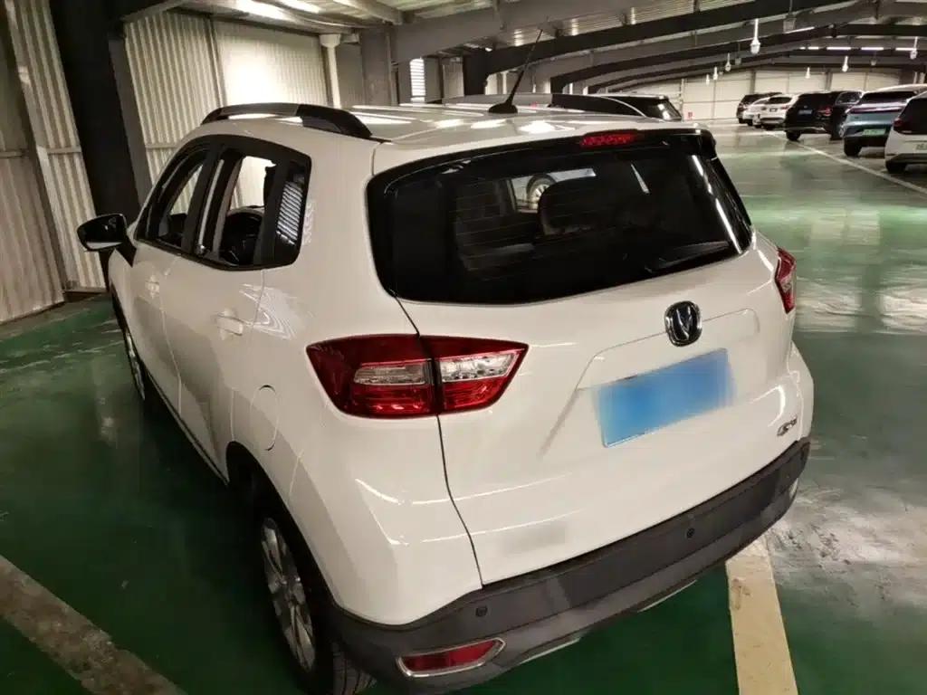 Changan CS15 2016 1.5L Automatic Fashion Edition — миниатюра 5