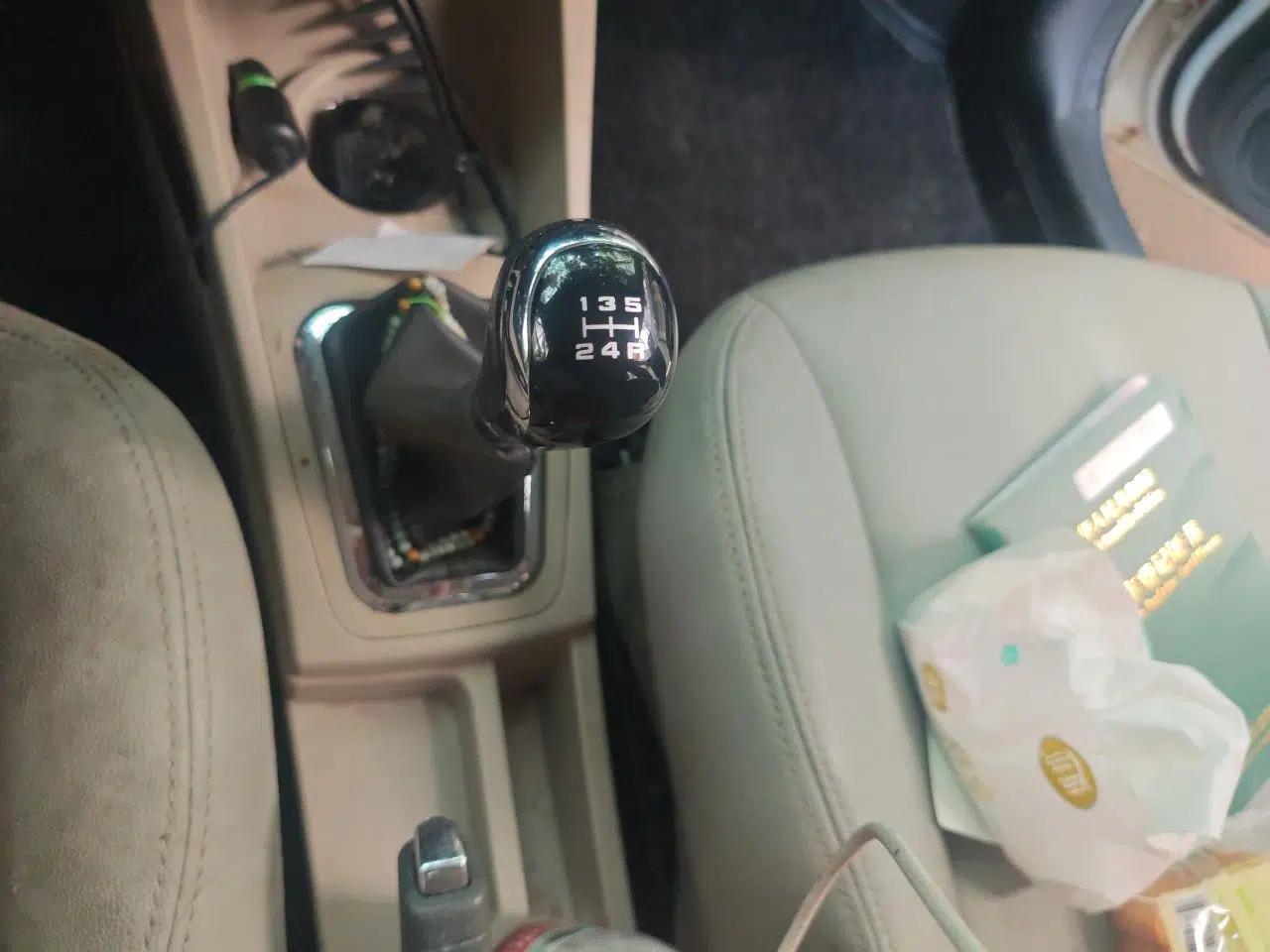 Dongfeng Aeolus A30 2016 1.5L Manual Sishang Model — миниатюра 15