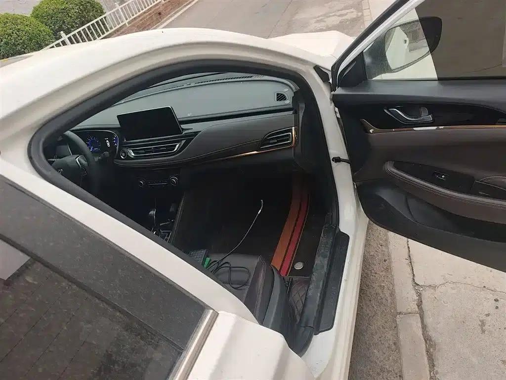 Changan Eado DT 2018 1.6L Automatic Premium Edition — миниатюра 20