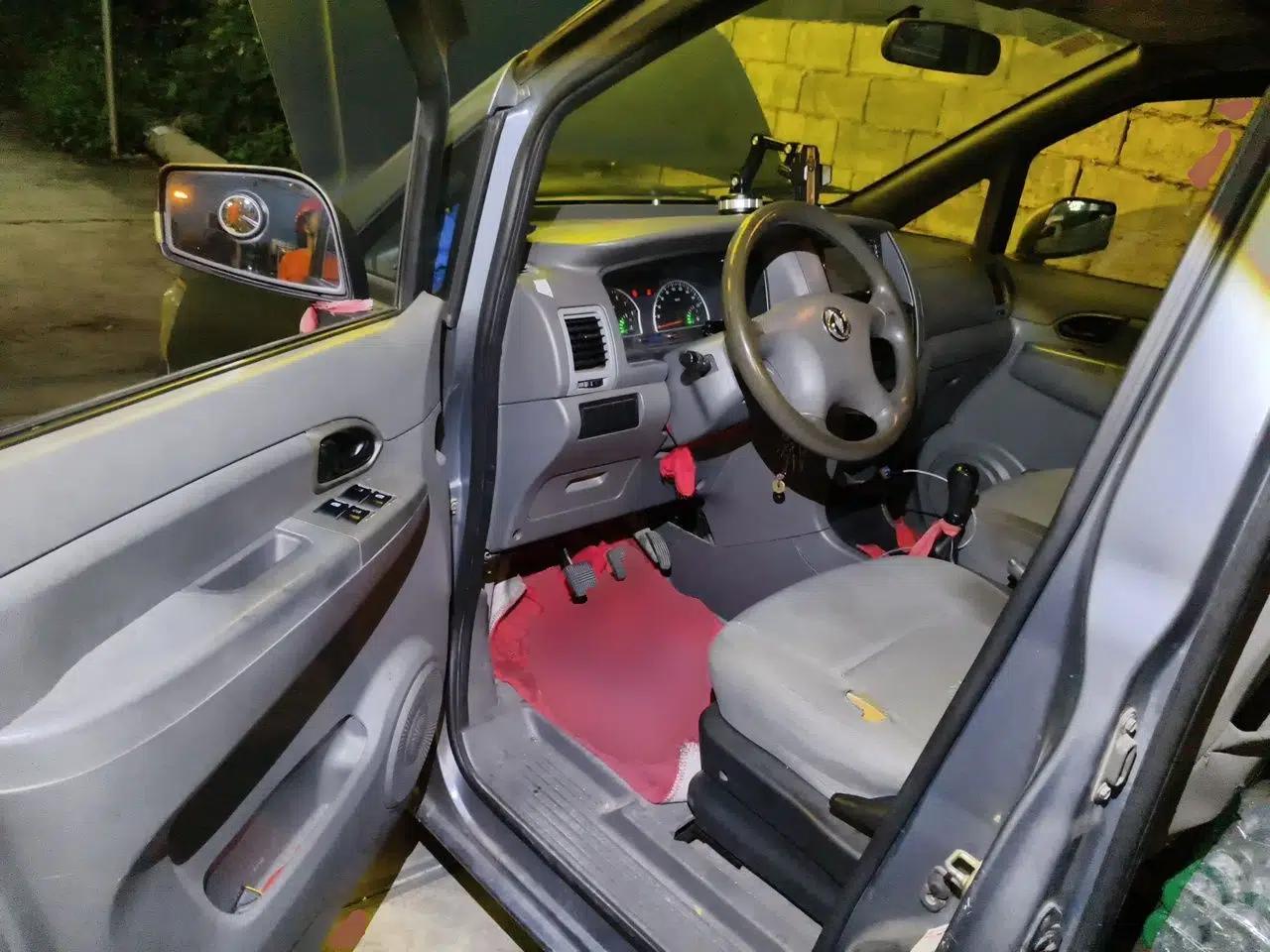 Dongfeng Shuaike 2011 1.5L Manual Comfort 7-Seater China IV Standard — миниатюра 17