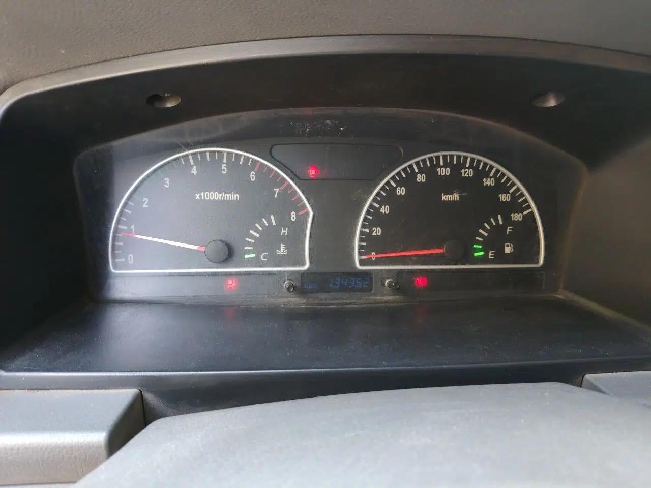 Dongfeng Shuaike 2010 1.6L Manual Utility Version — миниатюра 12