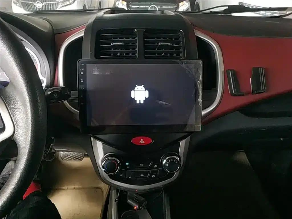 Benben 2015 1.4L IMT Deluxe Edition (National V Emission Standard) — миниатюра 13