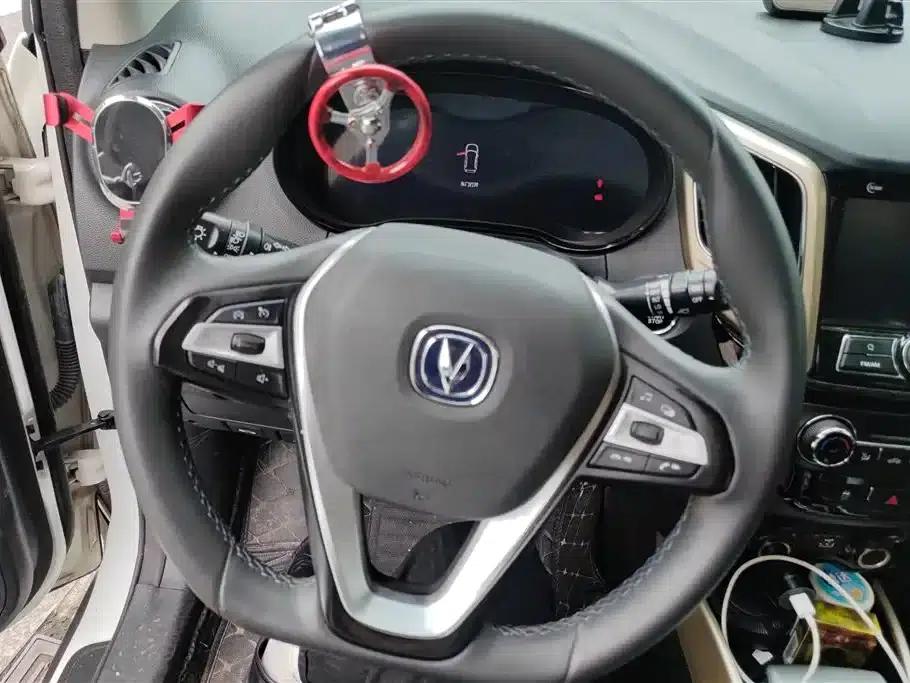 Changan CS15EV 2019 400i — миниатюра 15