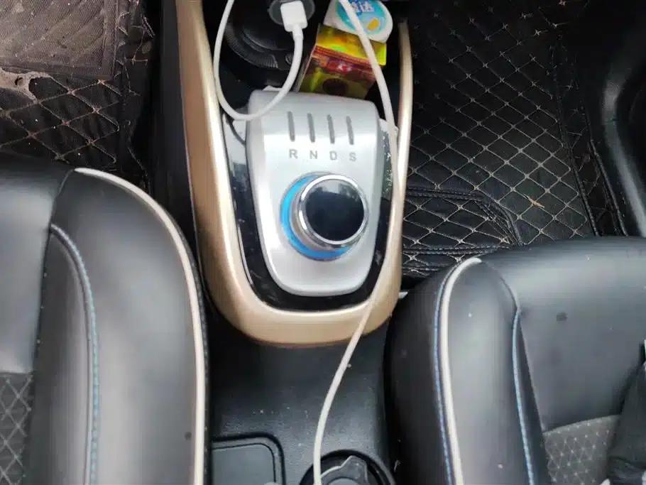 Changan CS15EV 2019 400i — миниатюра 16