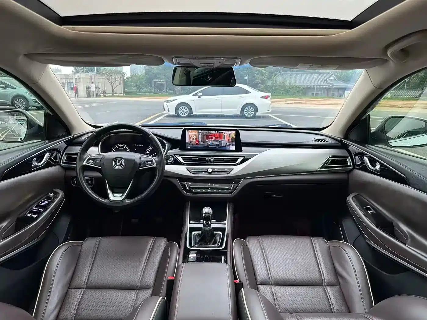 Ruicheng CC 2018 1.5T Manual Luxury Edition (National V Emission Standard) — миниатюра 5