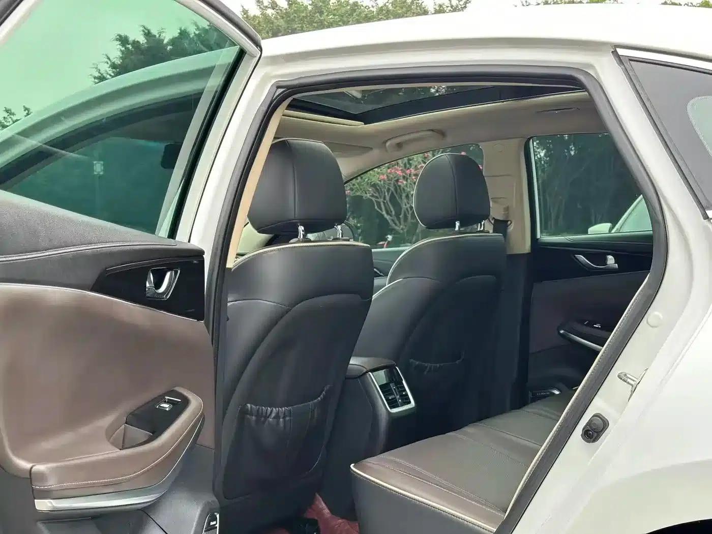 Ruicheng CC 2018 1.5T Manual Luxury Edition (National V Emission Standard) — миниатюра 7