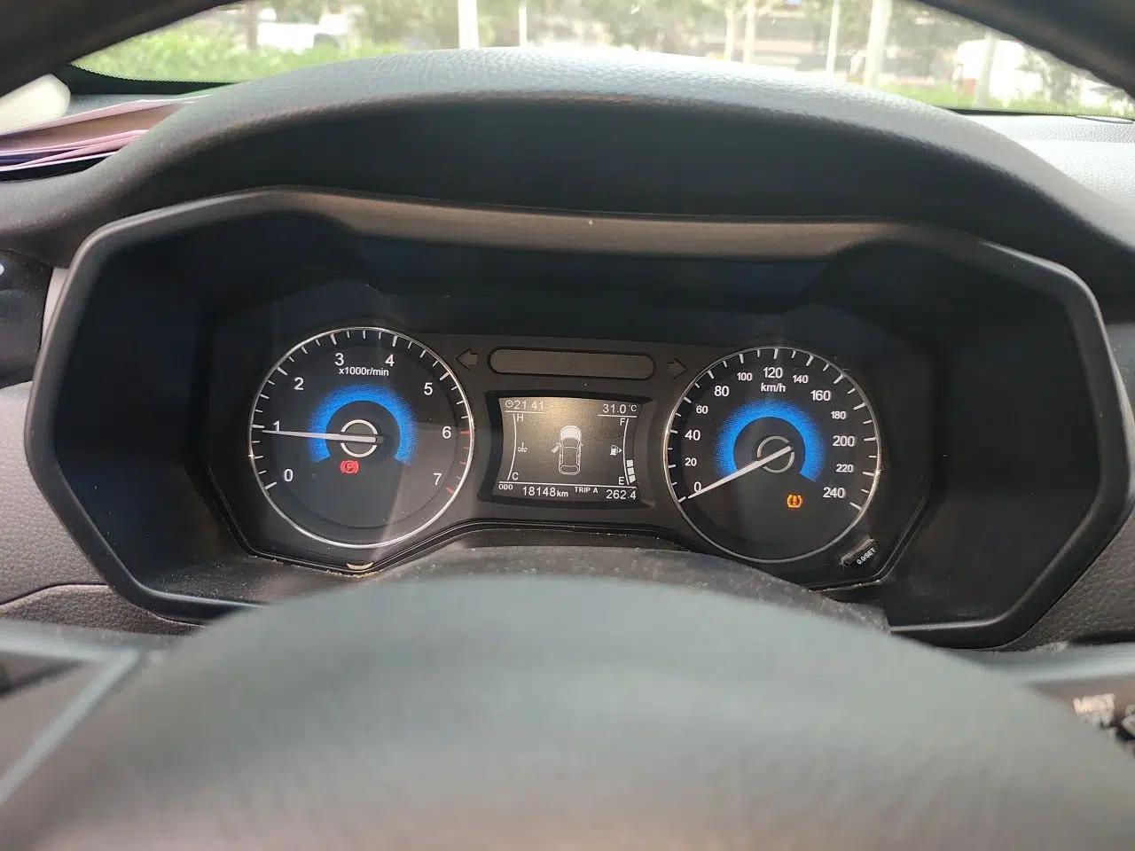 Dongfeng Fengon 580 2020 1.8L Manual Comfort Model — миниатюра 12