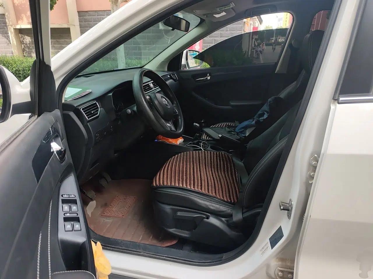 Dongfeng Fengon 580 2020 1.8L Manual Comfort Model — миниатюра 16