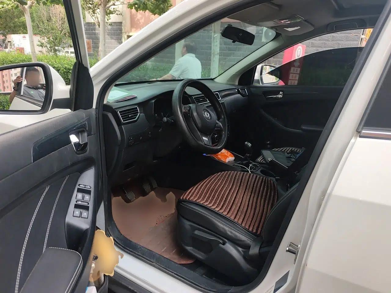 Dongfeng Fengon 580 2020 1.8L Manual Comfort Model — миниатюра 17