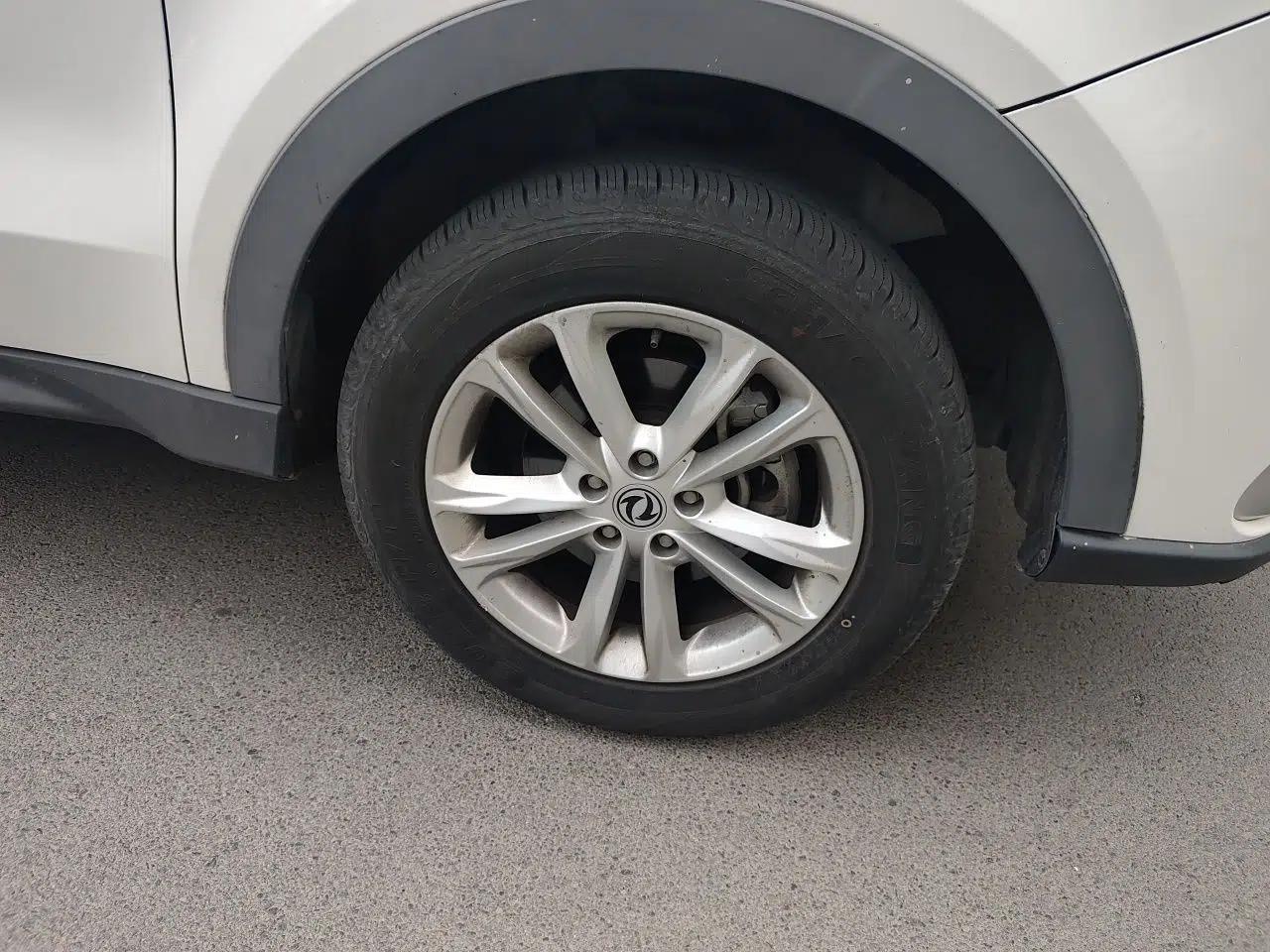 Dongfeng Fengon 580 2020 1.8L Manual Comfort Model — миниатюра 8
