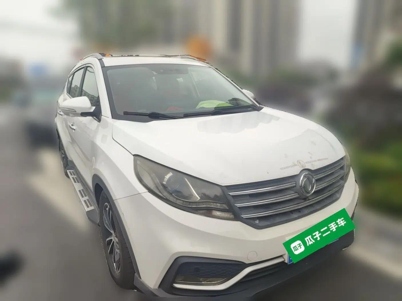 Dongfeng Fengon 580 2017 1.5T CVT Smart Style Model — миниатюра 3