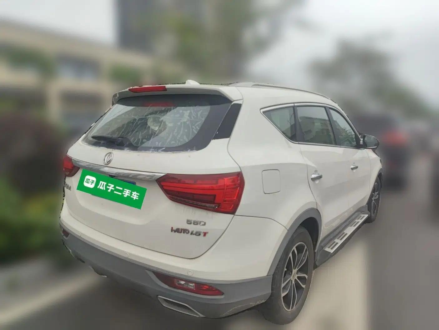 Dongfeng Fengon 580 2017 1.5T CVT Smart Style Model — миниатюра 6