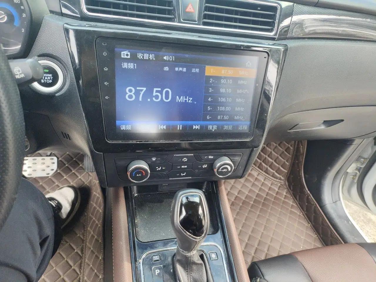 Dongfeng Fengon 580 2017 1.5T CVT Comfort Model — миниатюра 14