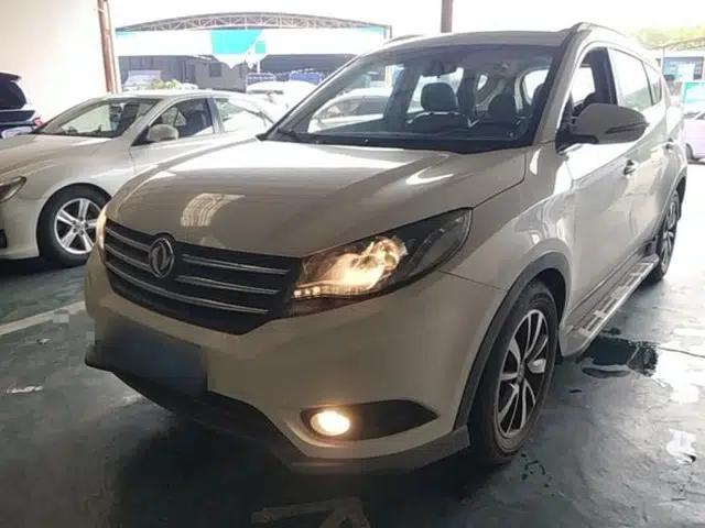 Dongfeng Fengon 580 2017 1.5T CVT Luxury Model