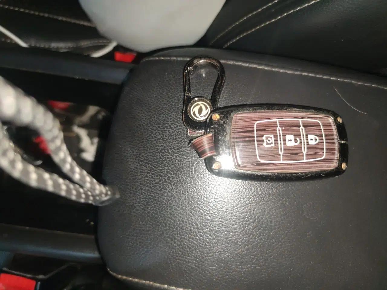 Dongfeng Fengon 580 2017 1.5T Manual Luxury Model — миниатюра 9