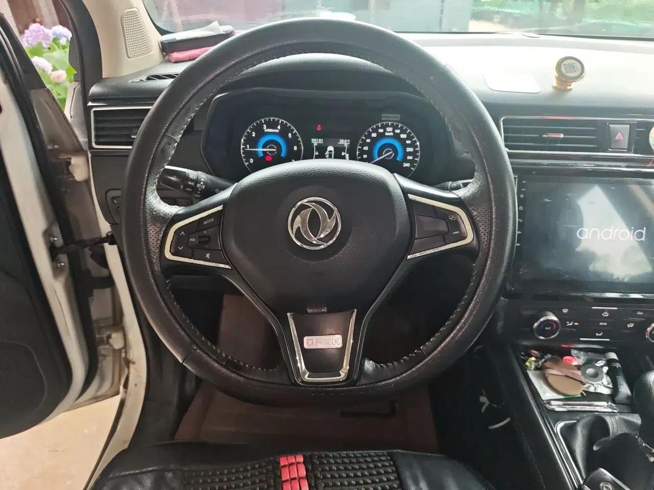 Dongfeng Fengon 580 2016 1.5T Manual Luxury Edition — миниатюра 11