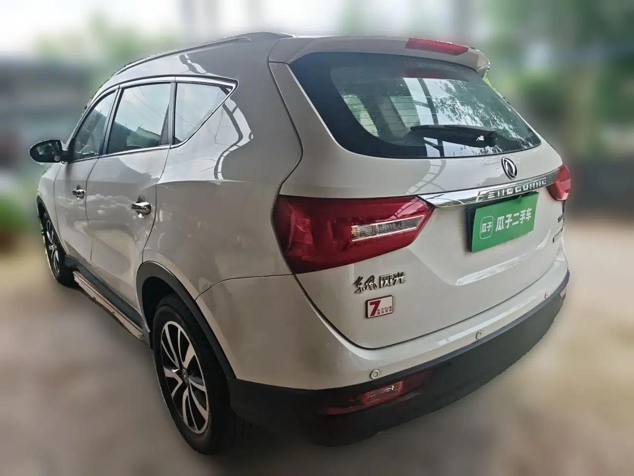 Dongfeng Fengon 580 2016 1.5T Manual Luxury Edition — миниатюра 4
