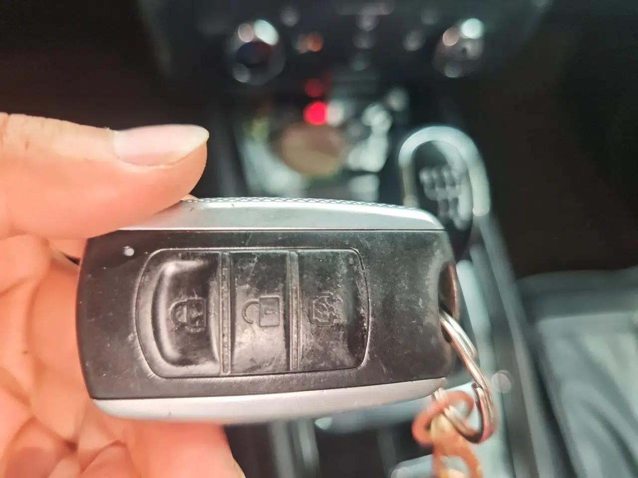 Dongfeng Fengon 580 2016 1.5T Manual Luxury Edition — миниатюра 9