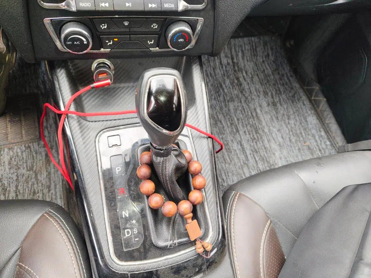 Dongfeng Fengon 370 2018 S370 1.5L CVT Luxury 7-Seater — миниатюра 15