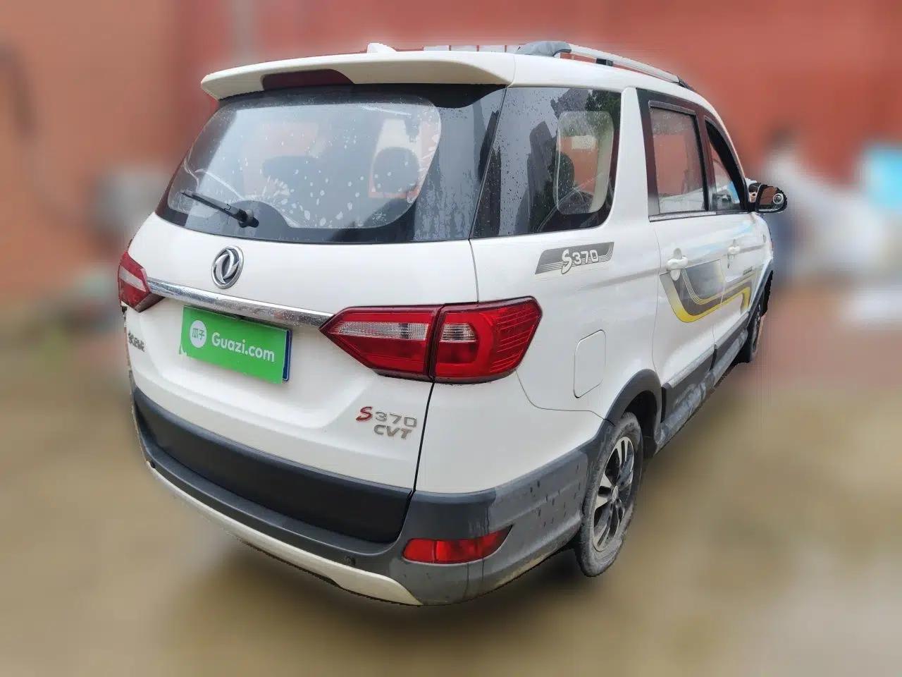 Dongfeng Fengon 370 2018 S370 1.5L CVT Luxury 7-Seater — миниатюра 6