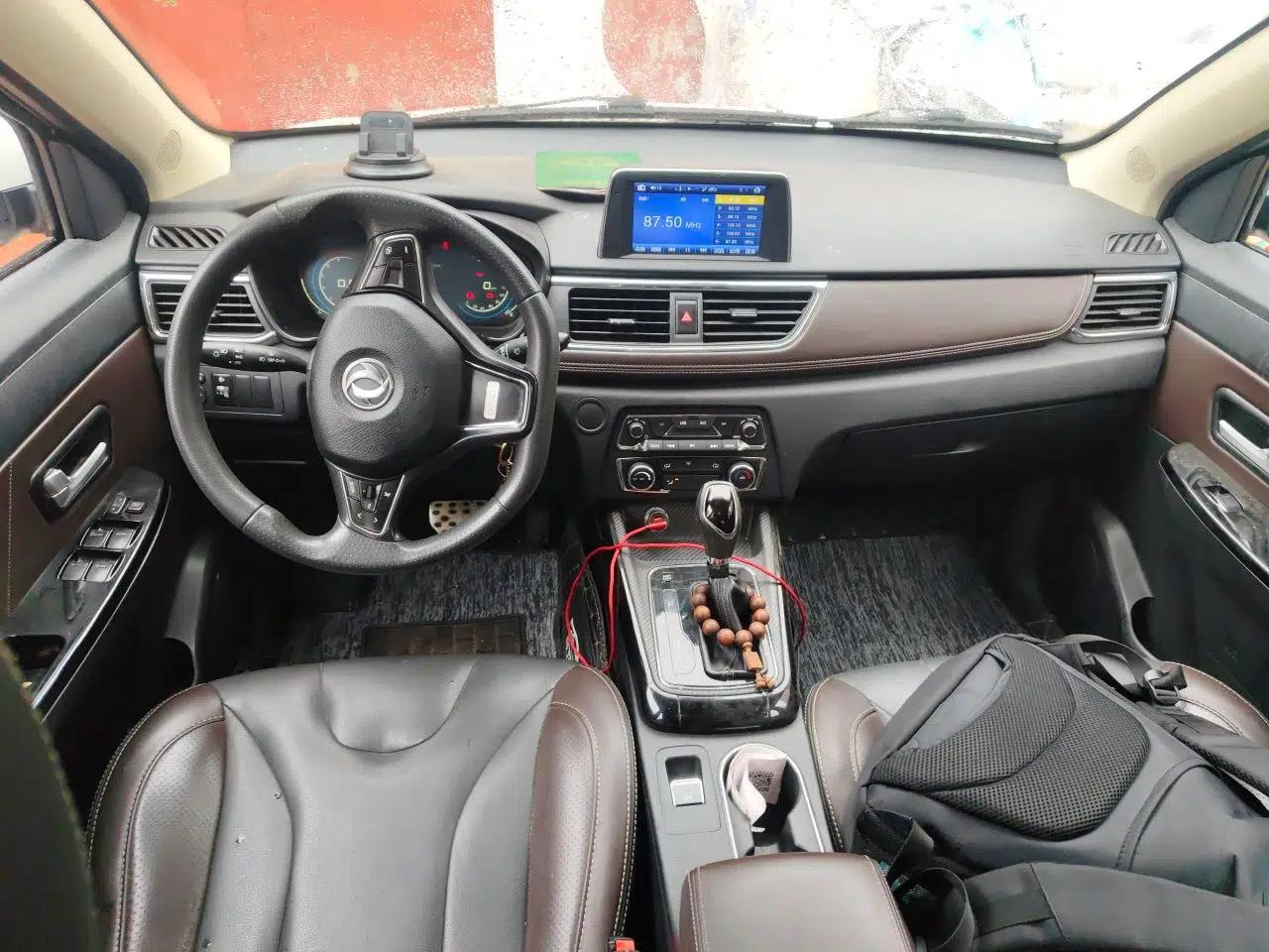 Dongfeng Fengon 370 2018 S370 1.5L CVT Luxury 7-Seater — миниатюра 10