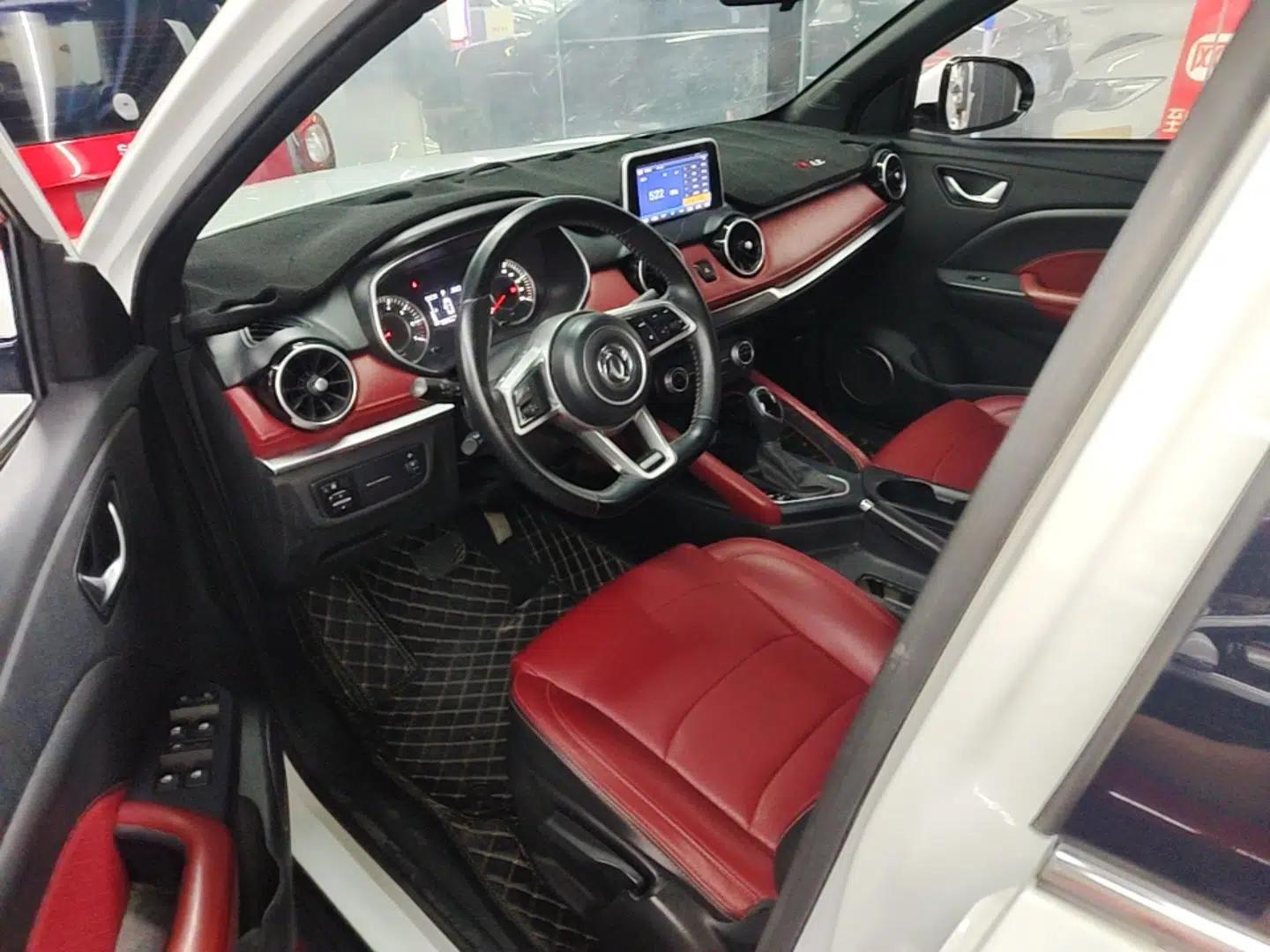 Dongfeng Fengon 500 2021 1.5L CVT Enjoyment Model — миниатюра 18