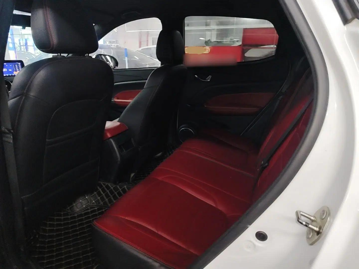 Dongfeng Fengon 500 2021 1.5L CVT Enjoyment Model — миниатюра 19